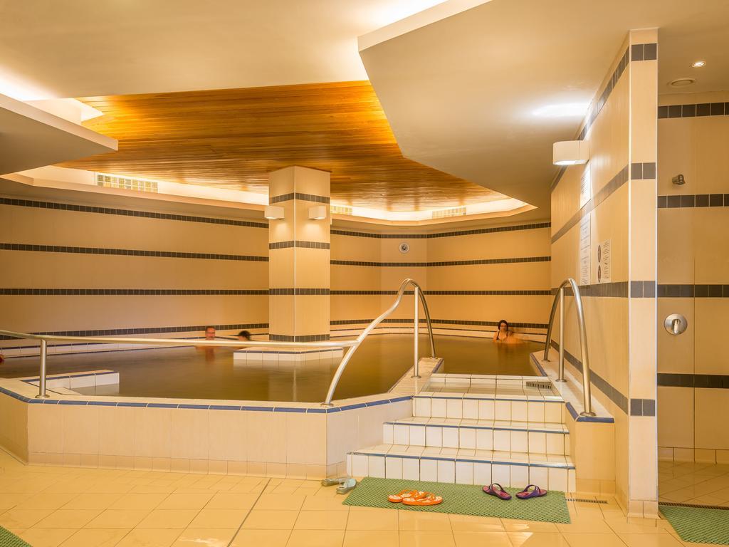 Ensana Bradet Hotel โซวาตา ภายนอก รูปภาพ